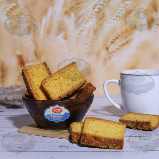 CRISPY TRAILS Square Shape Suji Toast – Crunchy Sooji Rusk Made with Semolina, Perfect Tea-Time Snack, Light & Tasty, Hygienically Packed